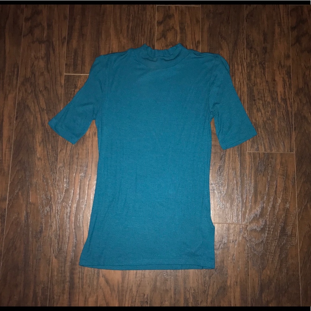 Forever 21 short sleeve mock neck